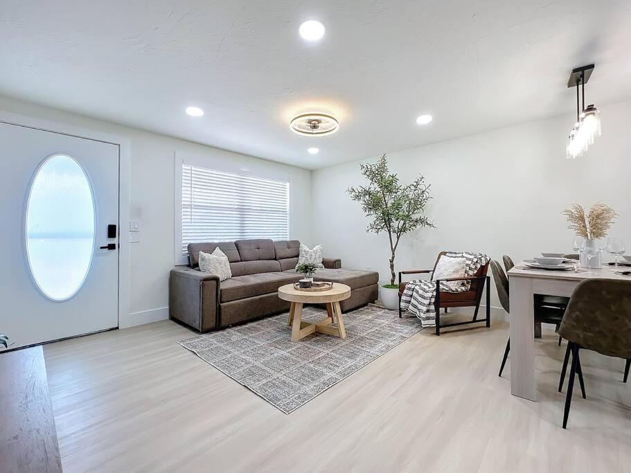 Poolside Paradise Near Siesta Key Beach 萨拉索塔 外观 照片