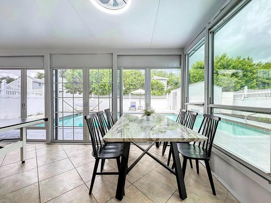 Poolside Paradise Near Siesta Key Beach 萨拉索塔 外观 照片