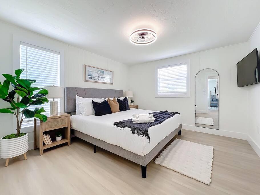 Poolside Paradise Near Siesta Key Beach 萨拉索塔 外观 照片