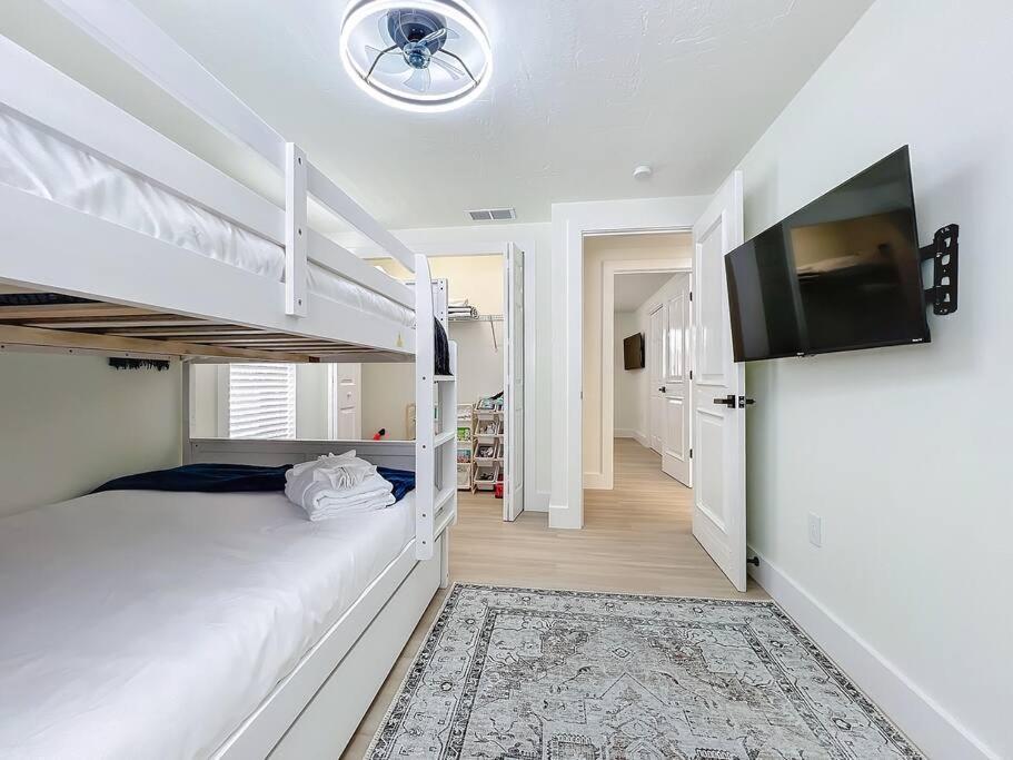 Poolside Paradise Near Siesta Key Beach 萨拉索塔 外观 照片